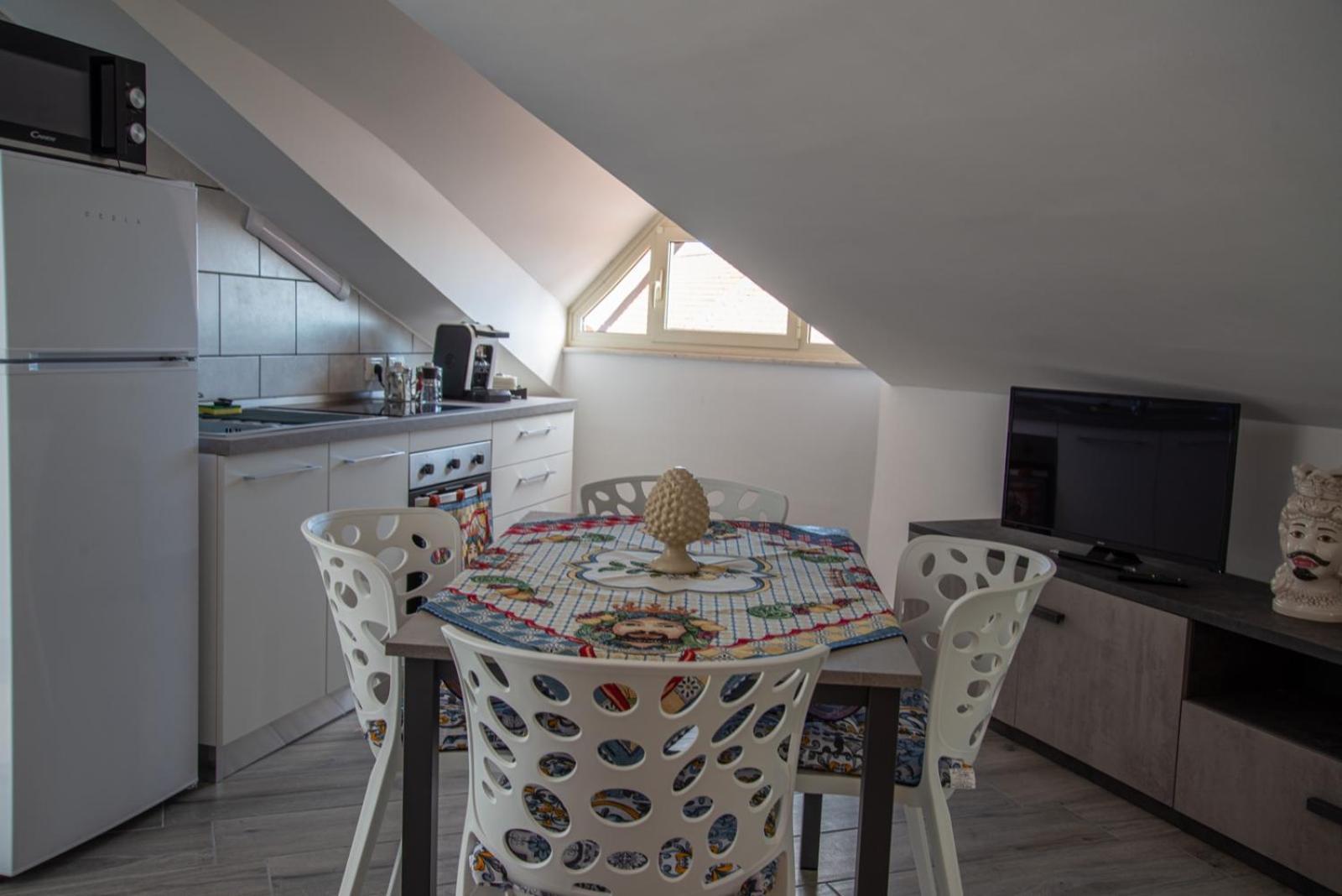Il Sole Dell'Etna Apartment Aci Sant'Antonio Exterior photo