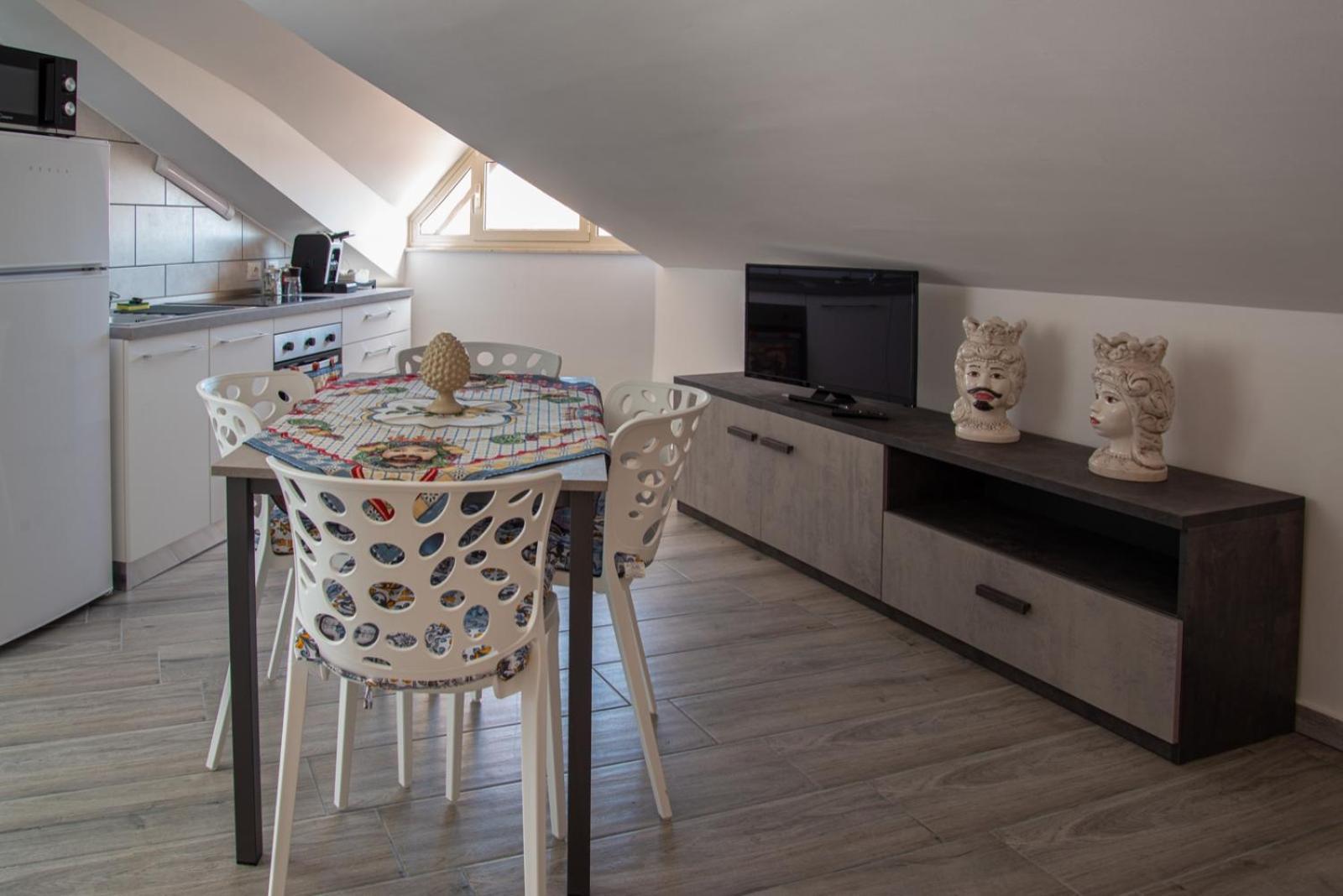Il Sole Dell'Etna Apartment Aci Sant'Antonio Exterior photo